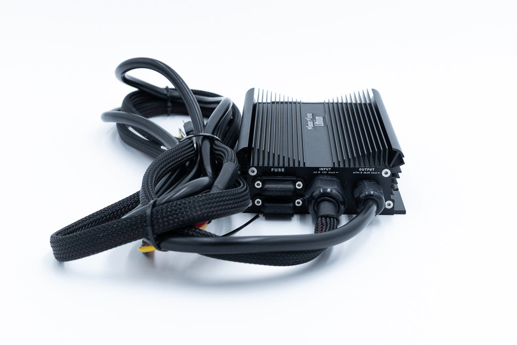 12v to 24v Quantum Charger "On The Run”, view 2